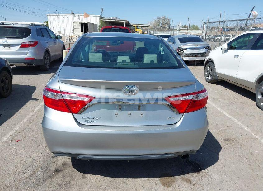 Photo 16 of 2015 Toyota Camry SE (VIN 4T1BF1FK5FU883001)