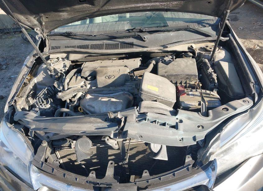 Photo 10 of 2015 Toyota Camry XLE (VIN 4T1BF1FK5FU884696)