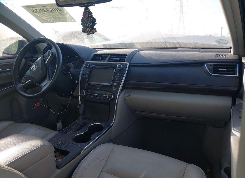 Photo 5 of 2015 Toyota Camry XLE (VIN 4T1BF1FK5FU884696)