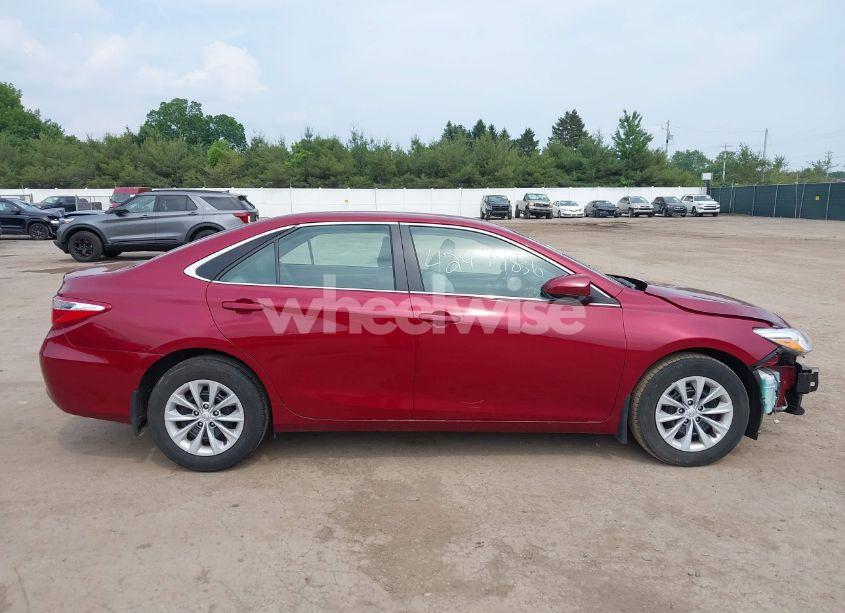 Photo 13 of 2015 Toyota Camry LE (VIN 4T1BF1FK5FU893222)