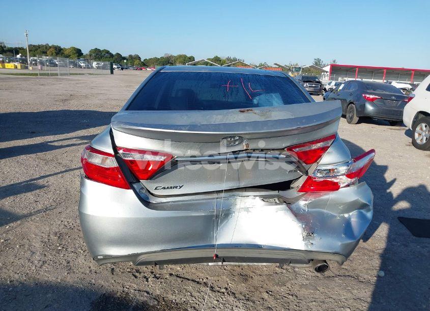 Photo 16 of 2015 Toyota Camry SE (VIN 4T1BF1FK5FU897304)