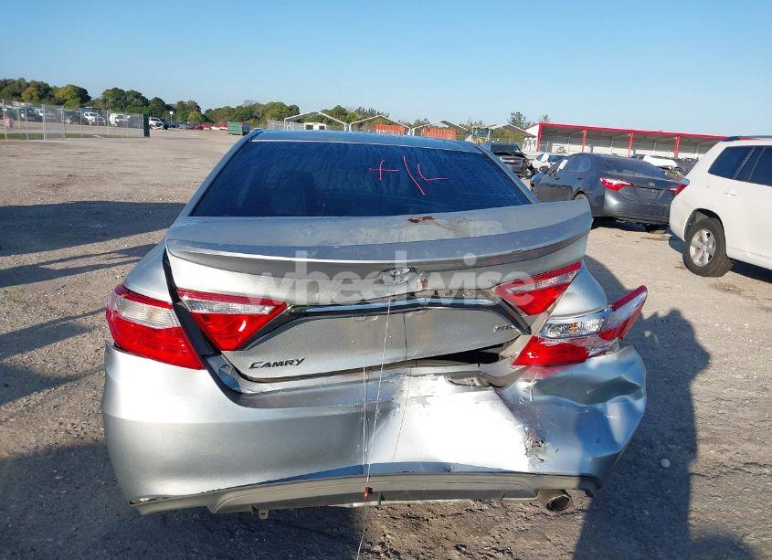 Photo 6 of 2015 Toyota Camry SE (VIN 4T1BF1FK5FU897304)