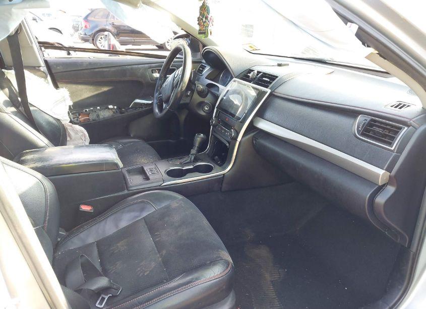 Photo 5 of 2015 Toyota Camry XSE (VIN 4T1BF1FK5FU902887)