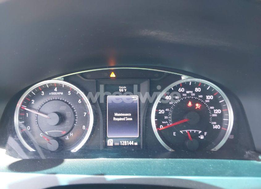 Photo 7 of 2015 Toyota Camry SE (VIN 4T1BF1FK5FU910908)