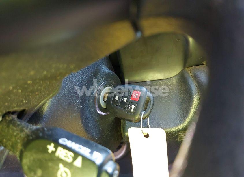 Photo 11 of 2015 Toyota Camry LE (VIN 4T1BF1FK5FU923836)