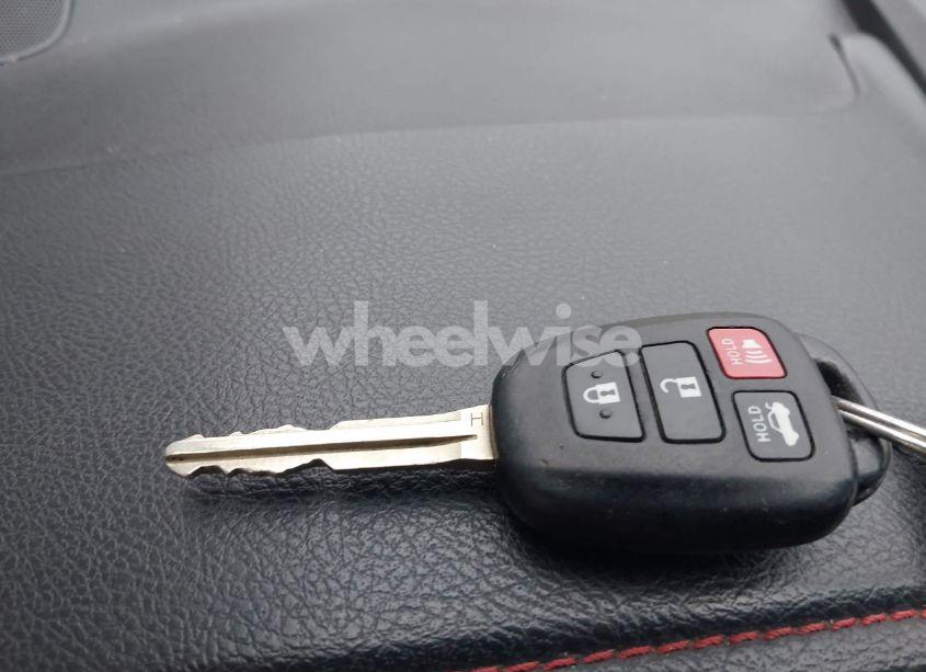 Photo 11 of 2015 Toyota Camry XSE (VIN 4T1BF1FK5FU924937)