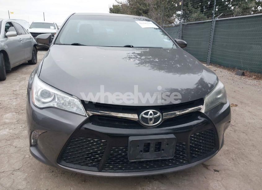 Photo 13 of 2015 Toyota Camry XSE (VIN 4T1BF1FK5FU924937)