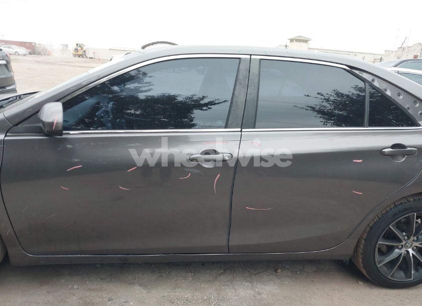 Photo 15 of 2015 Toyota Camry XSE (VIN 4T1BF1FK5FU924937)