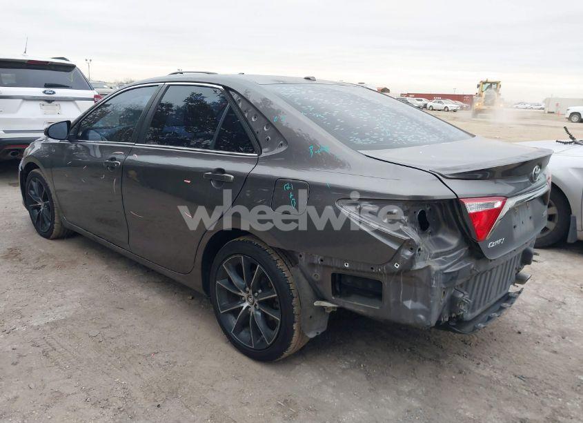 Photo 3 of 2015 Toyota Camry XSE (VIN 4T1BF1FK5FU924937)