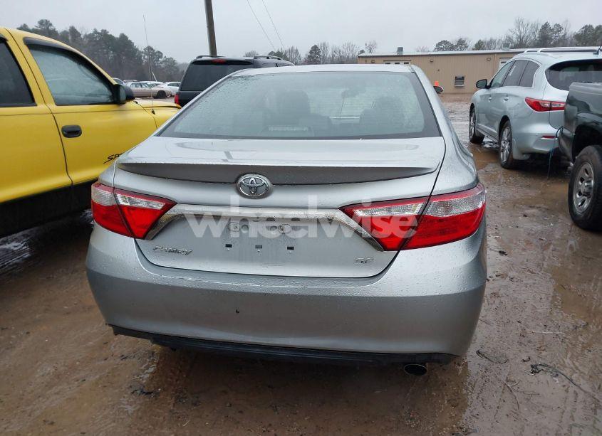 Photo 17 of 2015 Toyota Camry SE (VIN 4T1BF1FK5FU925523)