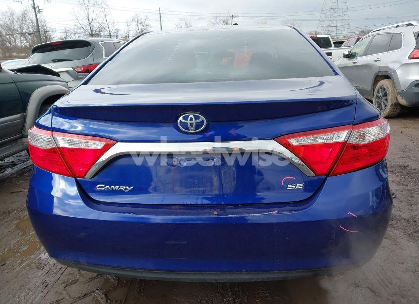 Photo 17 of 2015 Toyota Camry SE (VIN 4T1BF1FK5FU929166)
