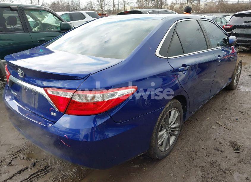 Photo 4 of 2015 Toyota Camry SE (VIN 4T1BF1FK5FU929166)