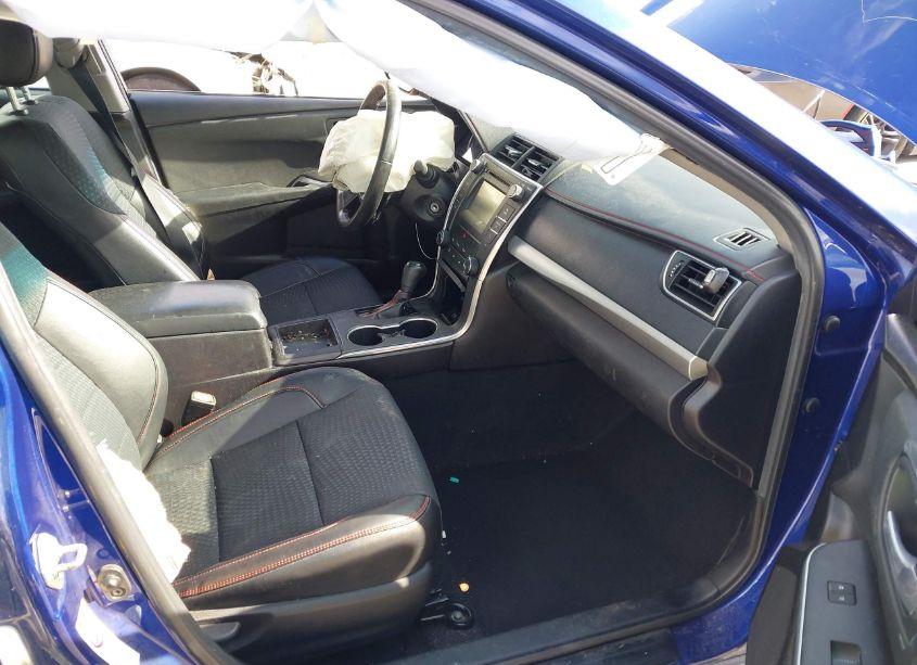 Photo 5 of 2015 Toyota Camry SE (VIN 4T1BF1FK5FU934013)