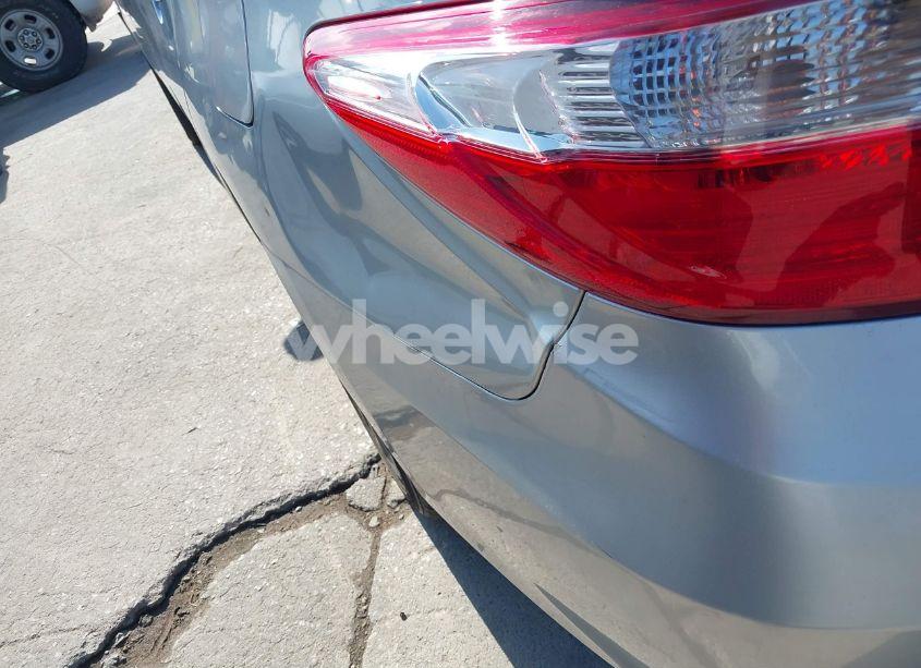 Photo 18 of 2015 Toyota Camry SE (VIN 4T1BF1FK5FU946243)