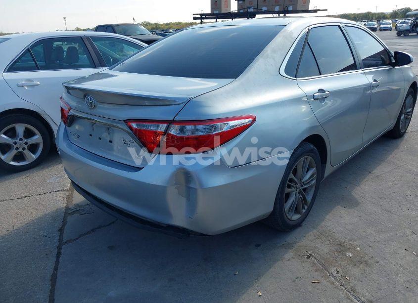 Photo 4 of 2015 Toyota Camry SE (VIN 4T1BF1FK5FU946243)
