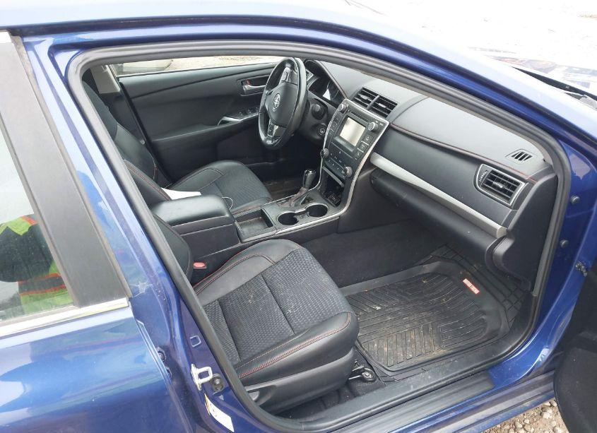 Photo 5 of 2015 Toyota Camry SE (VIN 4T1BF1FK5FU956237)