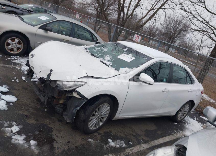 Photo 14 of 2015 Toyota Camry SE (VIN 4T1BF1FK5FU961194)