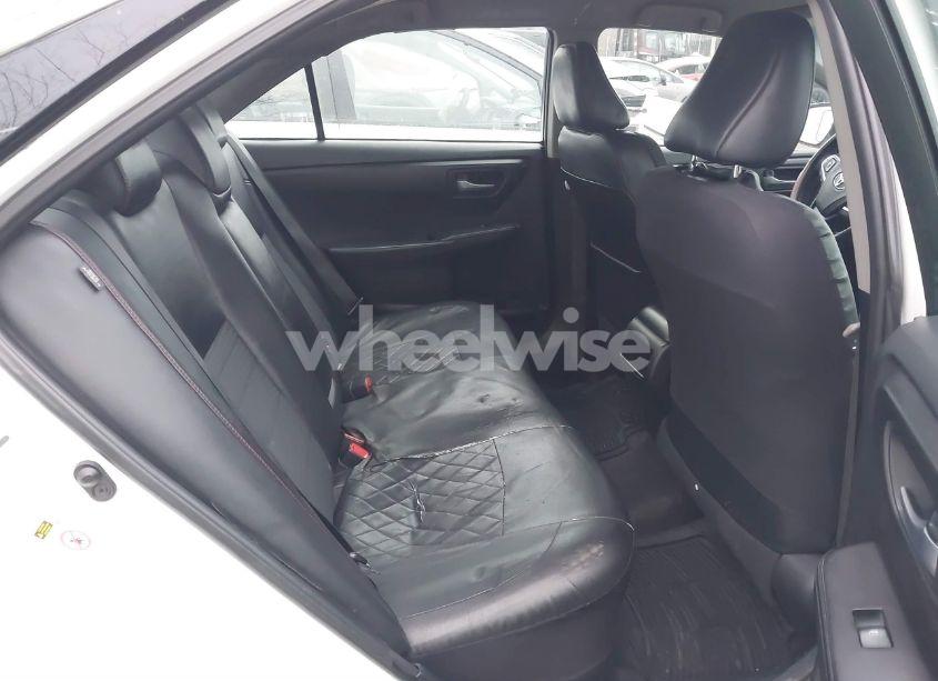 Photo 8 of 2015 Toyota Camry SE (VIN 4T1BF1FK5FU961194)