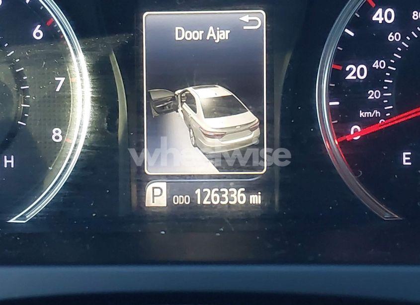 Photo 15 of 2015 Toyota Camry SE (VIN 4T1BF1FK5FU994888)