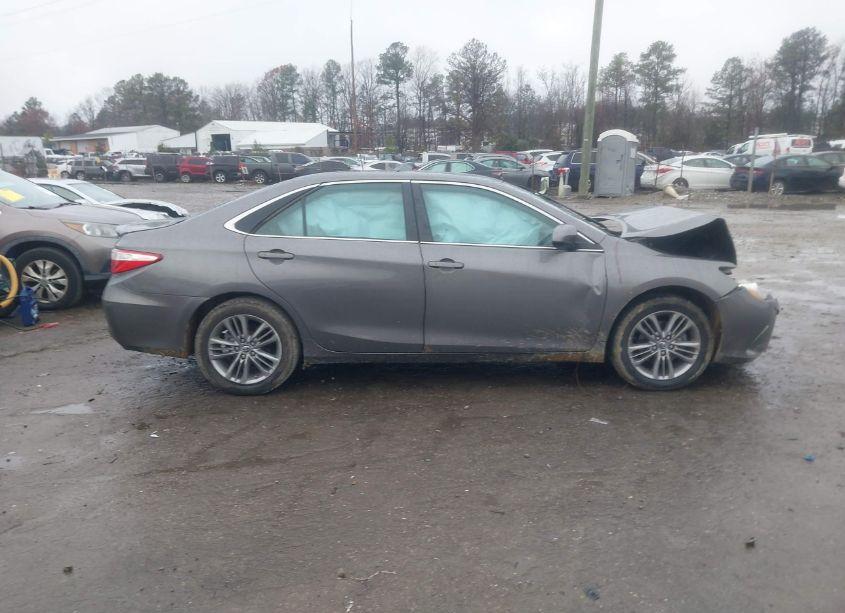 Photo 13 of 2016 Toyota Camry SE (VIN 4T1BF1FK5GU119585)