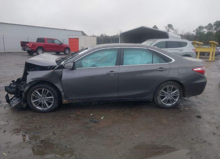 Photo 14 of 2016 Toyota Camry SE (VIN 4T1BF1FK5GU119585)