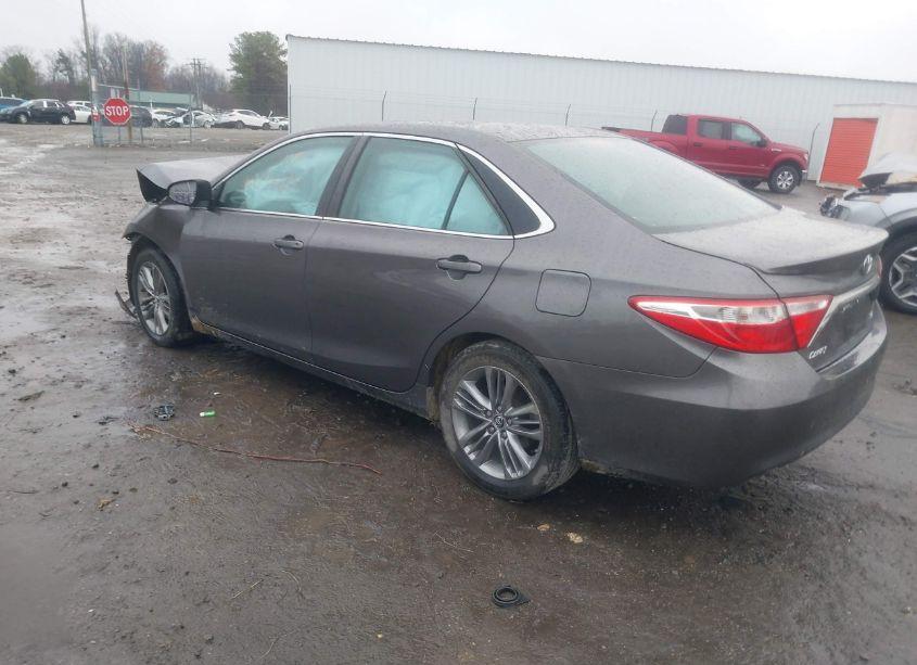 Photo 3 of 2016 Toyota Camry SE (VIN 4T1BF1FK5GU119585)