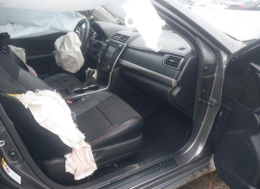 Photo 5 of 2016 Toyota Camry SE (VIN 4T1BF1FK5GU119585)