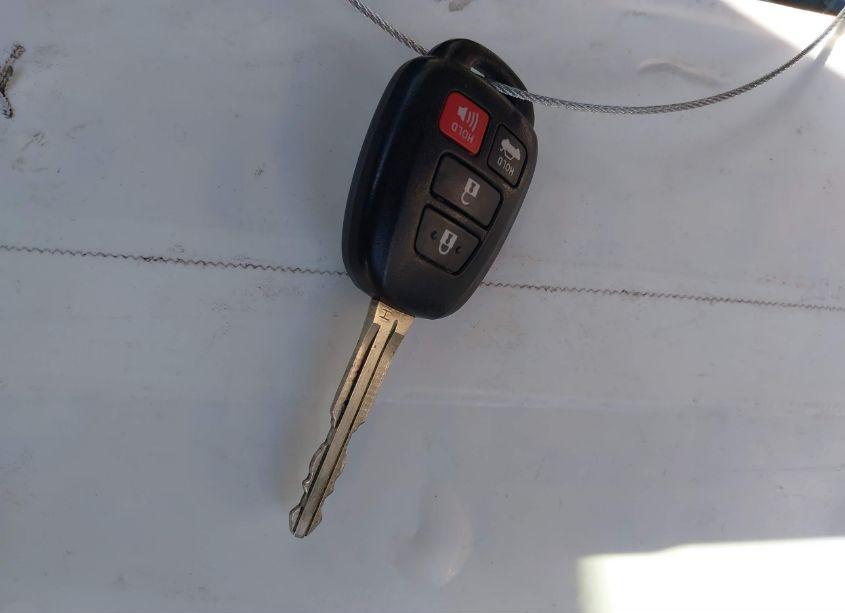 Photo 11 of 2016 Toyota Camry SE (VIN 4T1BF1FK5GU120400)