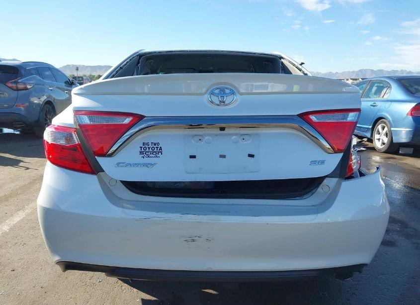 Photo 17 of 2016 Toyota Camry SE (VIN 4T1BF1FK5GU120400)