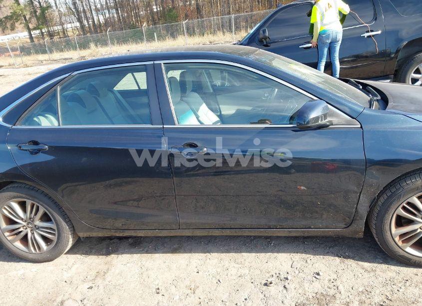 Photo 13 of 2016 Toyota Camry SE (VIN 4T1BF1FK5GU126410)