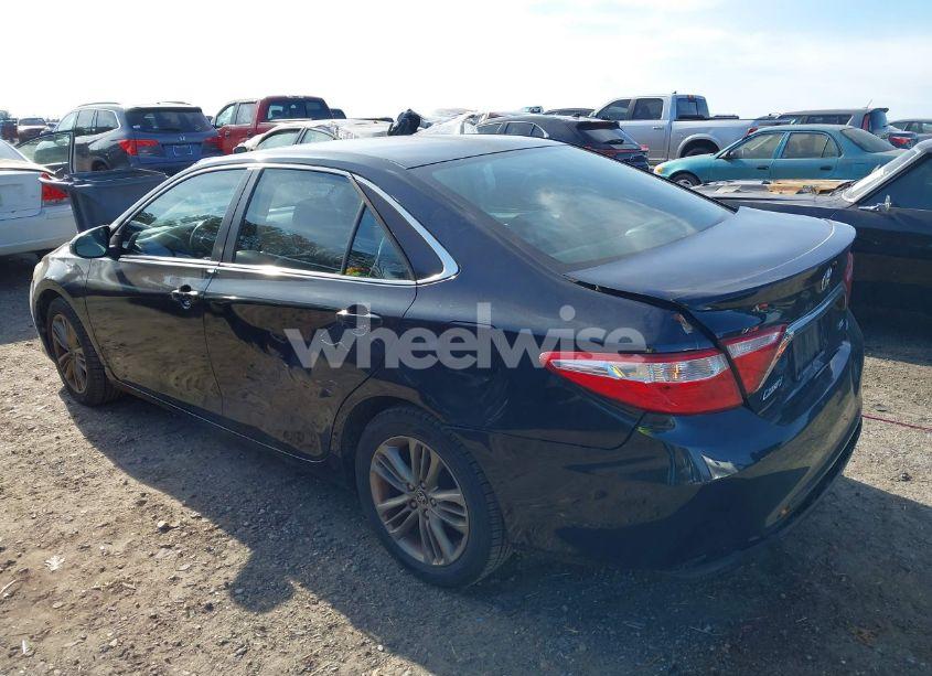 Photo 3 of 2016 Toyota Camry SE (VIN 4T1BF1FK5GU126410)