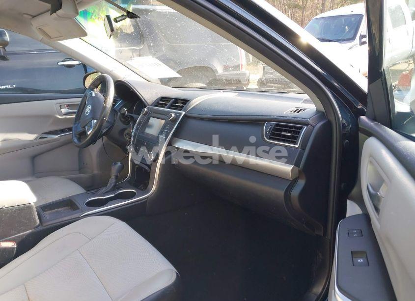 Photo 5 of 2016 Toyota Camry SE (VIN 4T1BF1FK5GU126410)