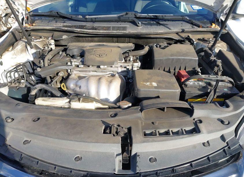 Photo 10 of 2016 Toyota Camry SE (VIN 4T1BF1FK5GU128125)