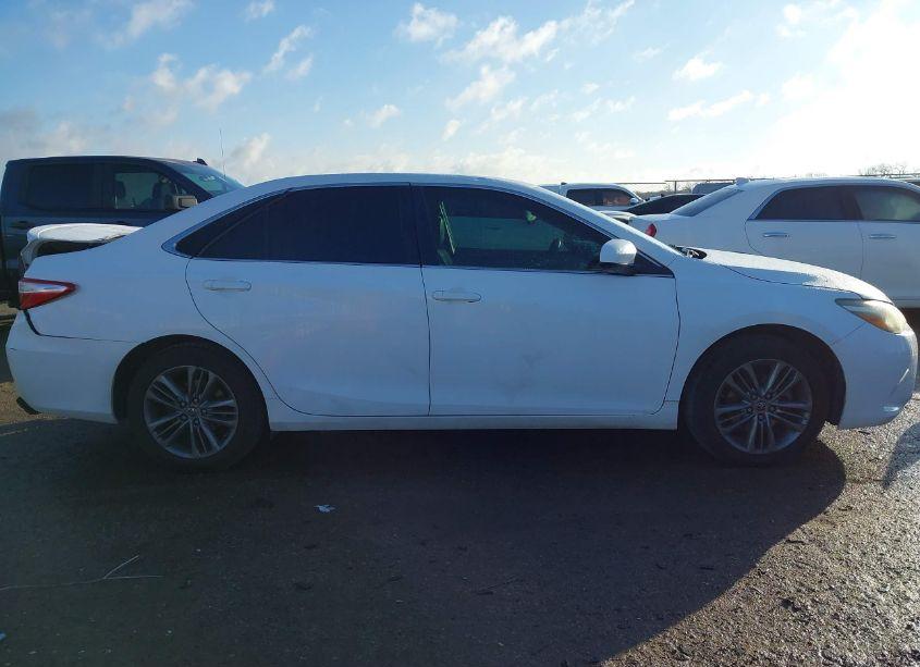 Photo 13 of 2016 Toyota Camry SE (VIN 4T1BF1FK5GU128125)