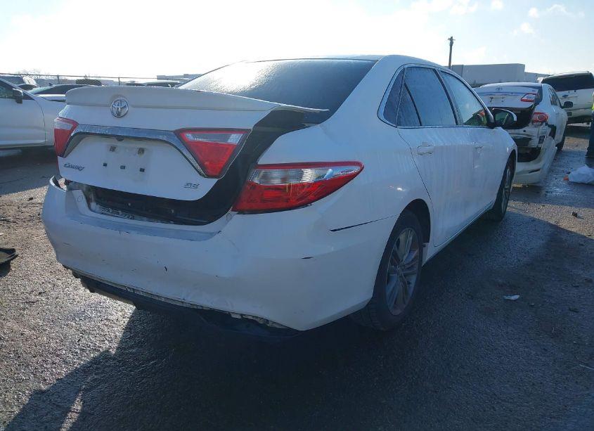 Photo 4 of 2016 Toyota Camry SE (VIN 4T1BF1FK5GU128125)