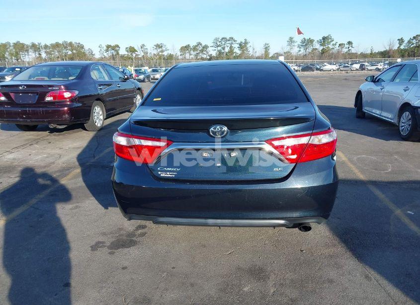 Photo 16 of 2016 Toyota Camry SE (VIN 4T1BF1FK5GU130814)