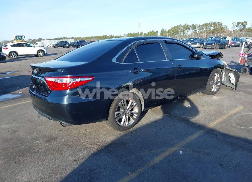 Photo 4 of 2016 Toyota Camry SE (VIN 4T1BF1FK5GU130814)