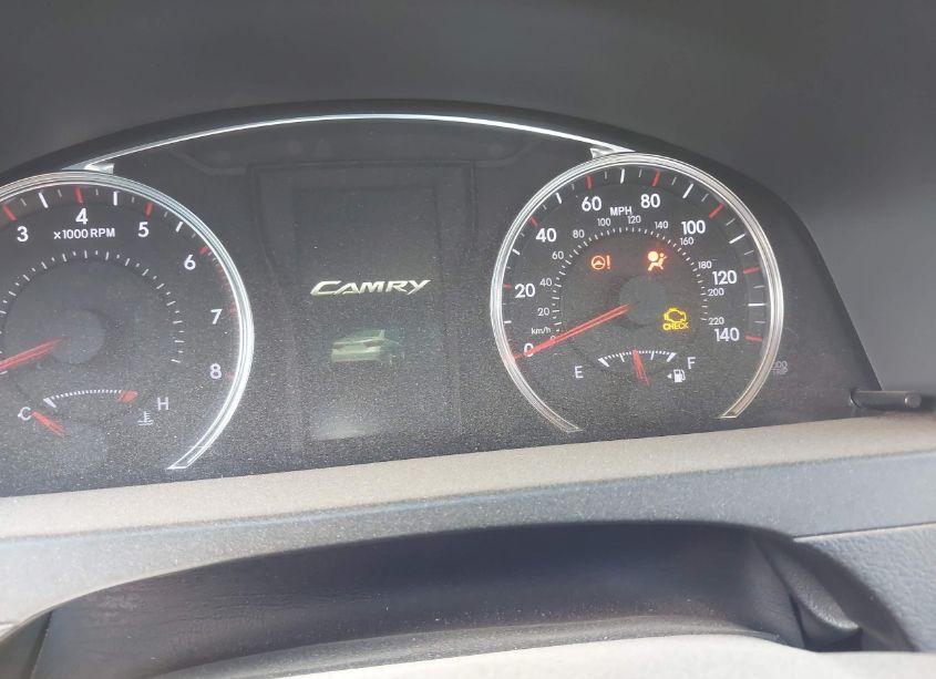 Photo 7 of 2016 Toyota Camry SE (VIN 4T1BF1FK5GU136449)