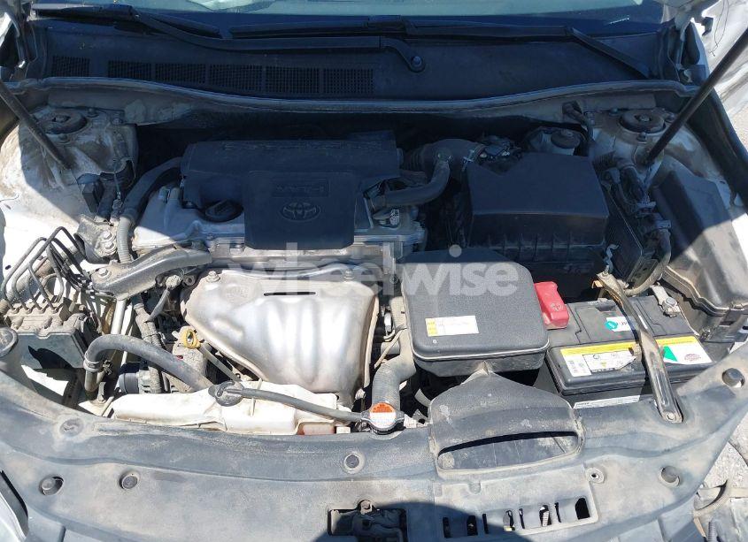 Photo 10 of 2016 Toyota Camry SE (VIN 4T1BF1FK5GU143918)