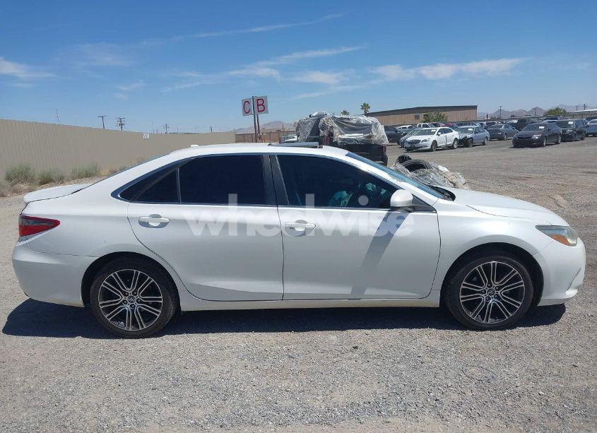 Photo 14 of 2016 Toyota Camry SE (VIN 4T1BF1FK5GU143918)