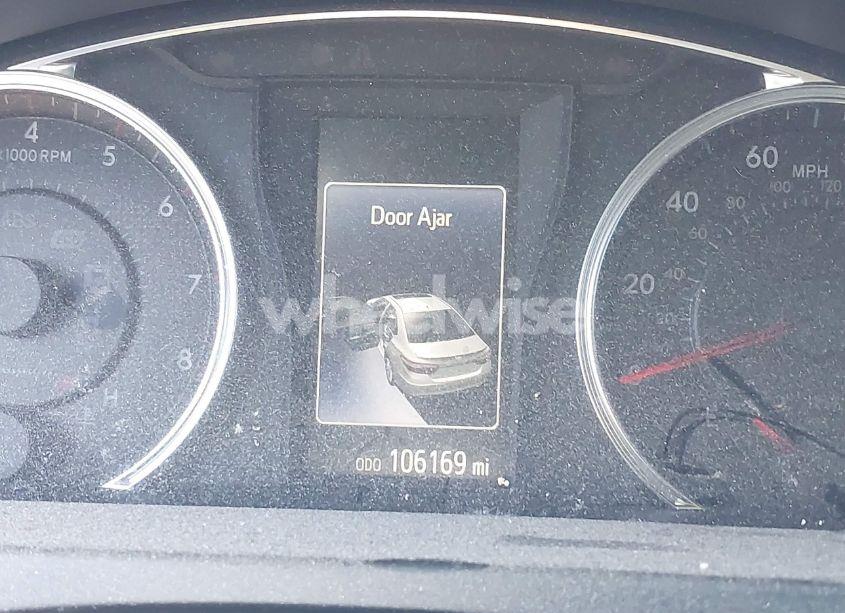 Photo 15 of 2016 Toyota Camry SE (VIN 4T1BF1FK5GU152635)