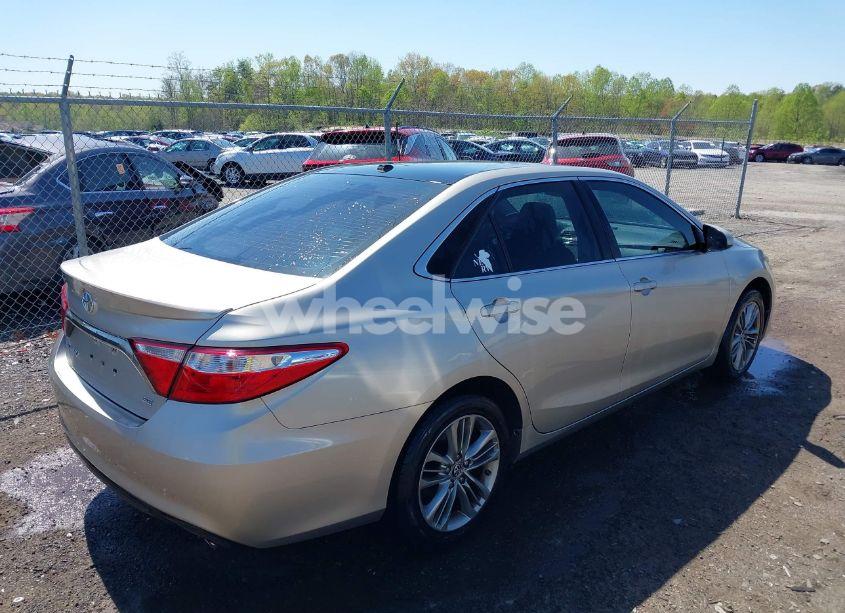 Photo 4 of 2016 Toyota Camry SE (VIN 4T1BF1FK5GU152635)