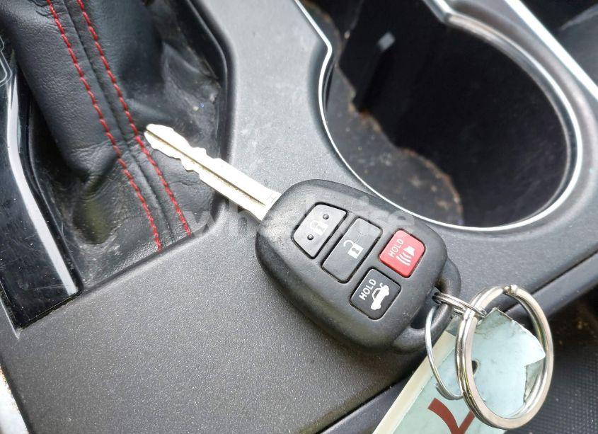 Photo 11 of 2016 Toyota Camry SE (VIN 4T1BF1FK5GU154319)