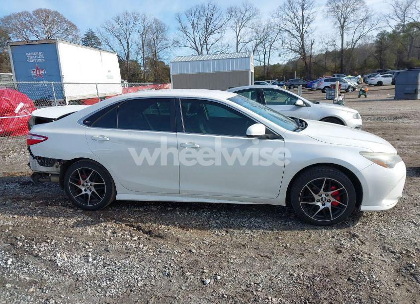 Photo 14 of 2016 Toyota Camry SE (VIN 4T1BF1FK5GU154319)