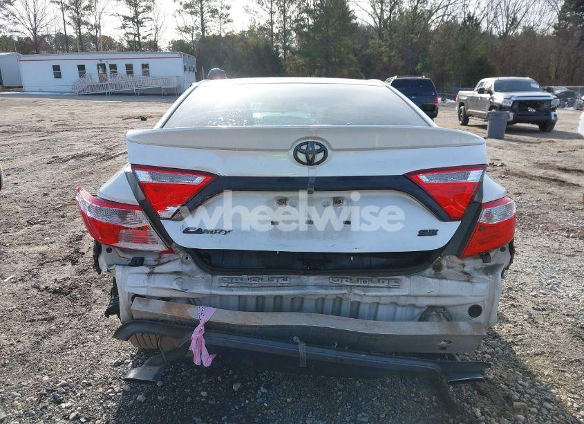 Photo 17 of 2016 Toyota Camry SE (VIN 4T1BF1FK5GU154319)
