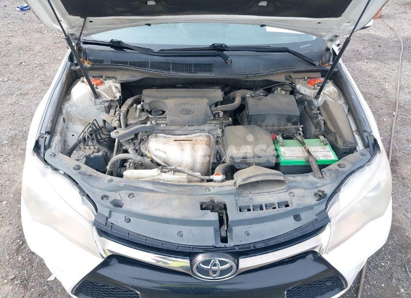 Photo 10 of 2016 Toyota Camry SE (VIN 4T1BF1FK5GU163599)