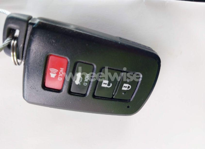 Photo 11 of 2016 Toyota Camry SE (VIN 4T1BF1FK5GU163599)