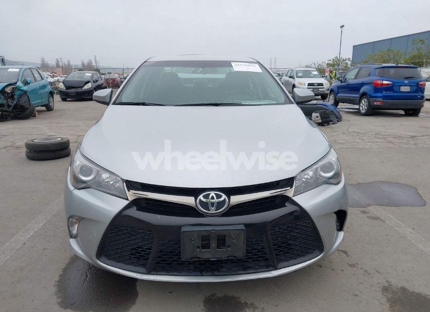 Photo 13 of 2016 Toyota Camry SE (VIN 4T1BF1FK5GU164848)