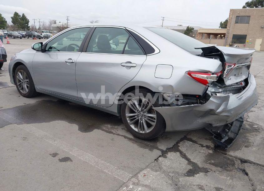 Photo 3 of 2016 Toyota Camry SE (VIN 4T1BF1FK5GU164848)