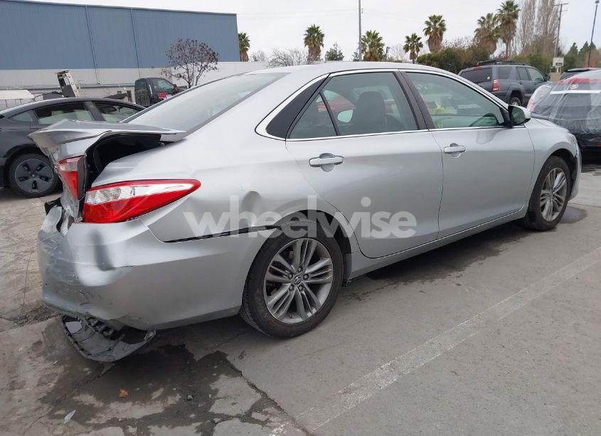 Photo 4 of 2016 Toyota Camry SE (VIN 4T1BF1FK5GU164848)